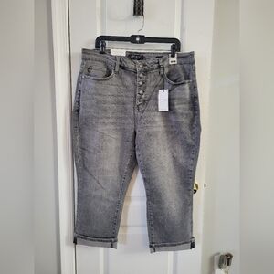 Judy Blue High Waist Skinny Fit Cuffed Capris Grey Charcoal Wash Size 20W